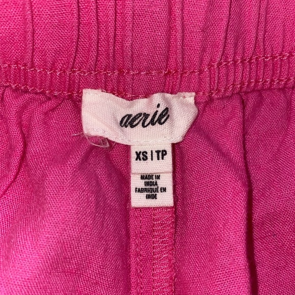 aerie Paperbag High Waisted Ruffle Hem Linen Blend Shorts in Bubble Gum Size XS - Picture 6 of 13